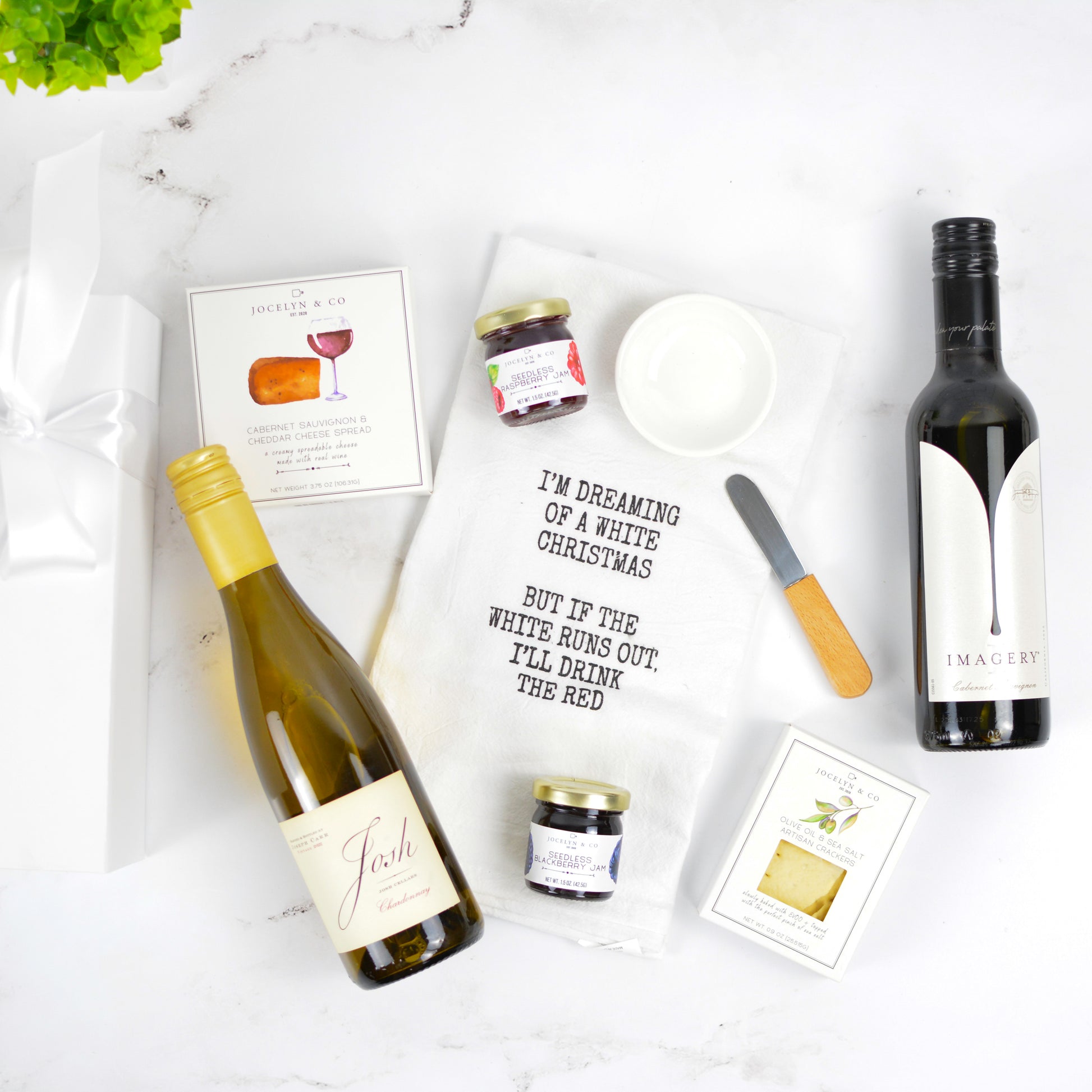 Holiday Cheer Wine & Gourmet Gift Box, 375mL – Holiday wine and gourmet foods gift box, 375mL