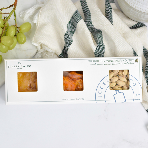 Jocelyn & Co. Sparkling Wine Pairing Set with artisan crackers and accompaniments for sparkling wine